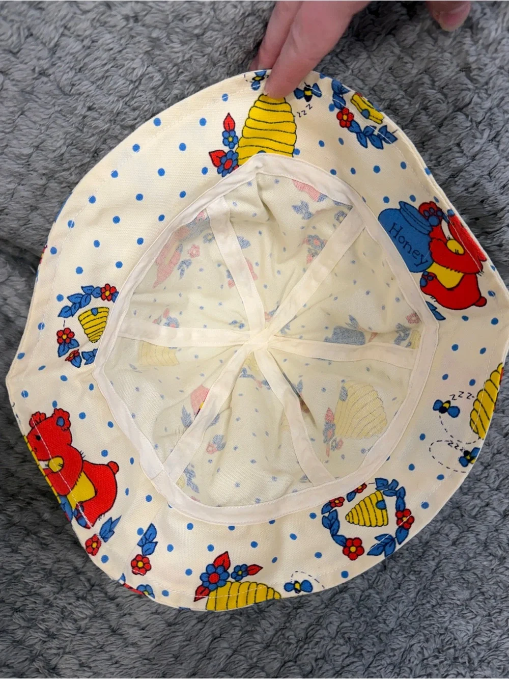 Vintage Baby Bucket Hat Bear & Honey 70s 80s Dotted Summer baby/toddler Sun Hat